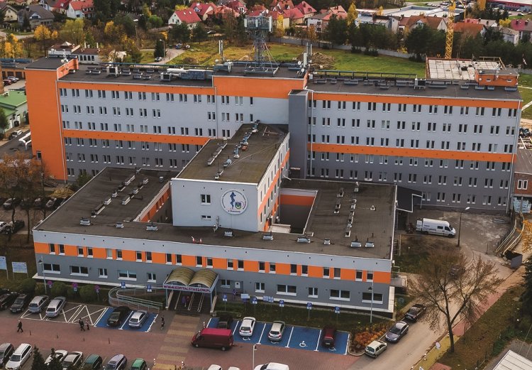 Narastająca fala krytyki. Dlaczego pacjenci masowo narzekają na Szpital w Staszowie?